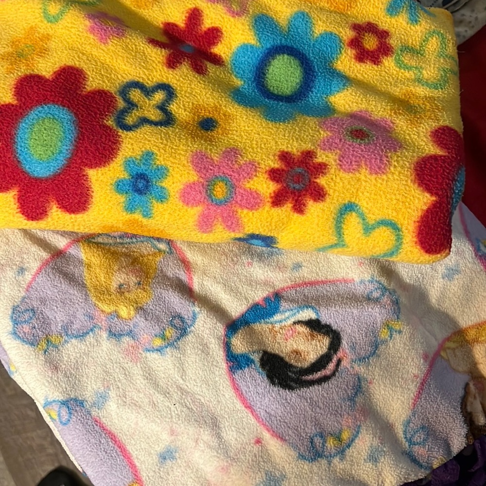 Girl blankets plus book